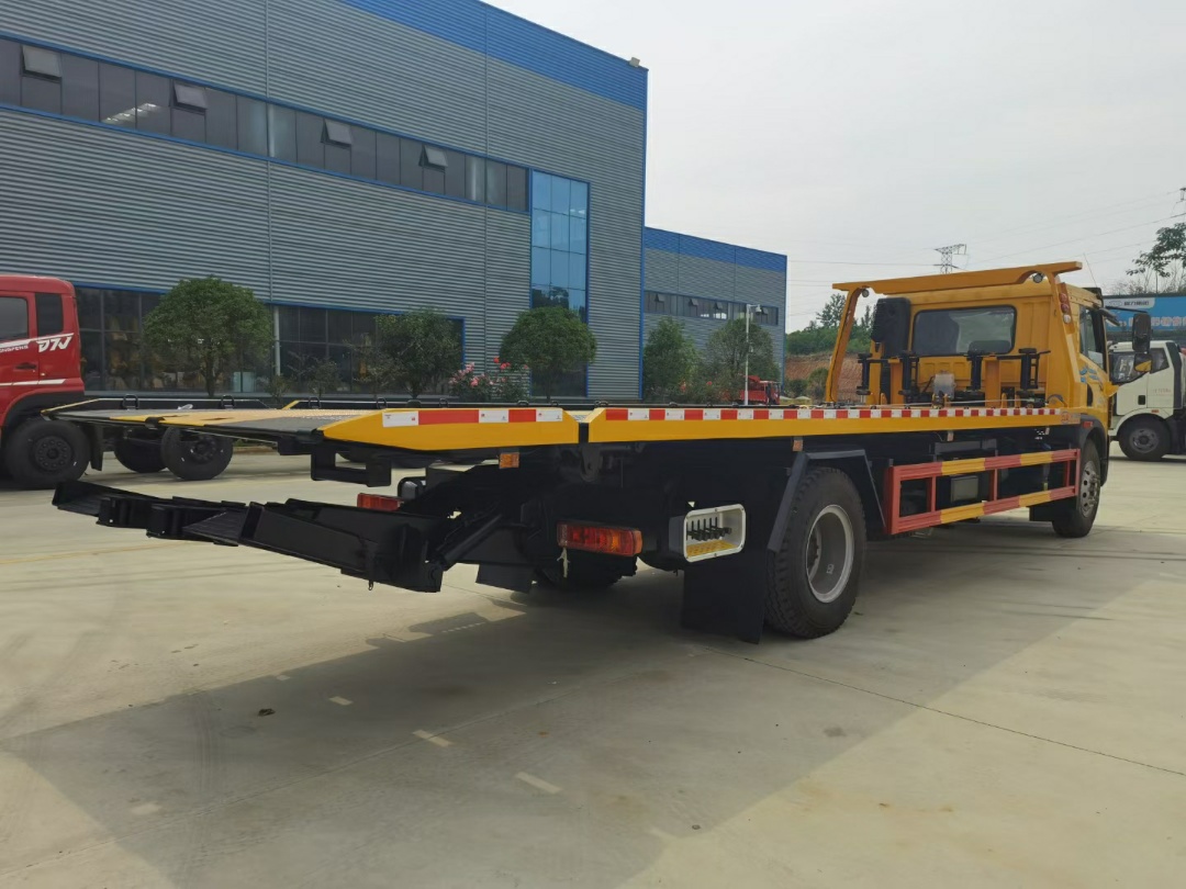 解放龍V2.0平頂隨車(chē)吊